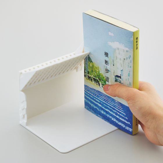 リヒトラブ「1冊でも倒れないブックスタンド」